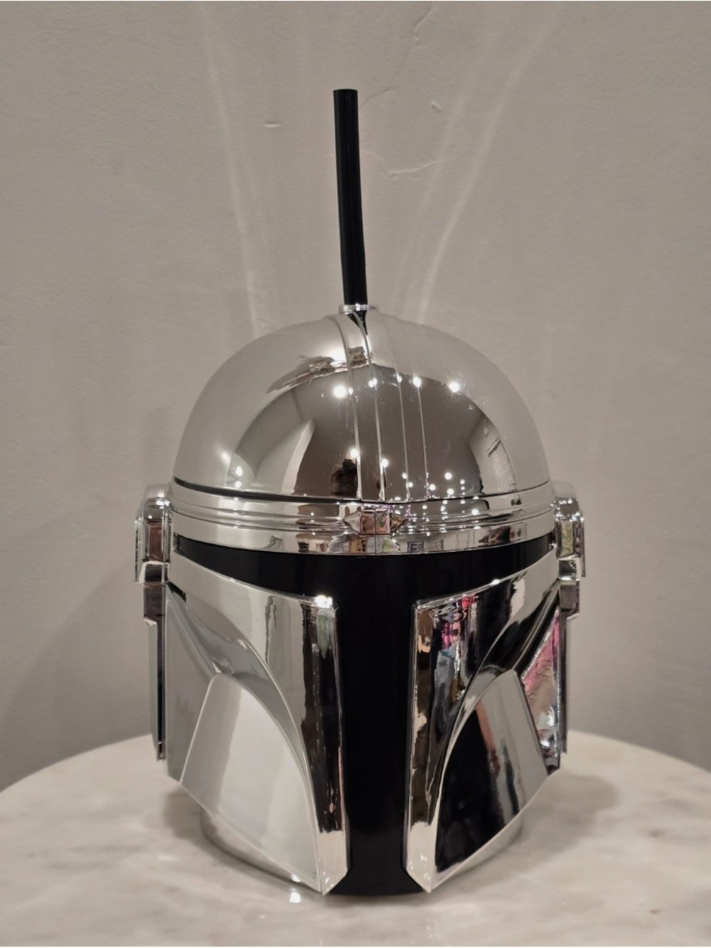 Star Wars Mandalorian Grogu Popcorn Bucket + Helmet Cup! Cinemark NWT IN HAND! - Picture 3 of 15